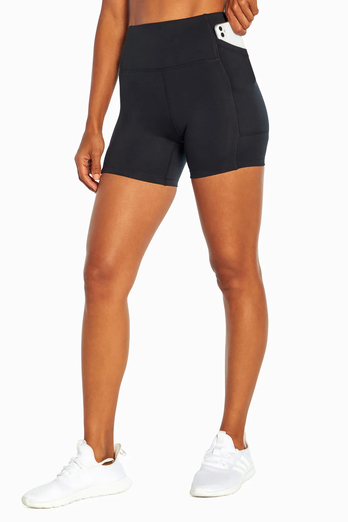 Emma Side Pocket Short