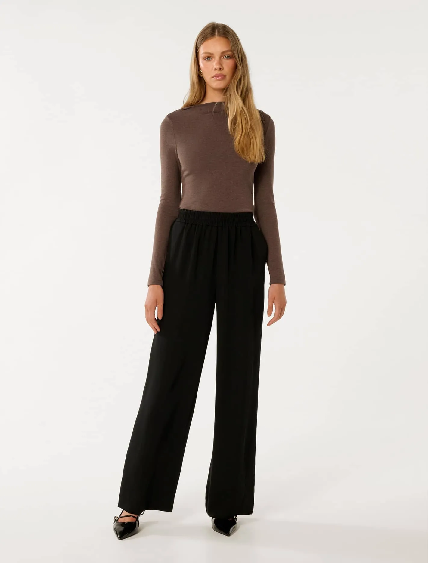 Jasmine Straight Neck Top