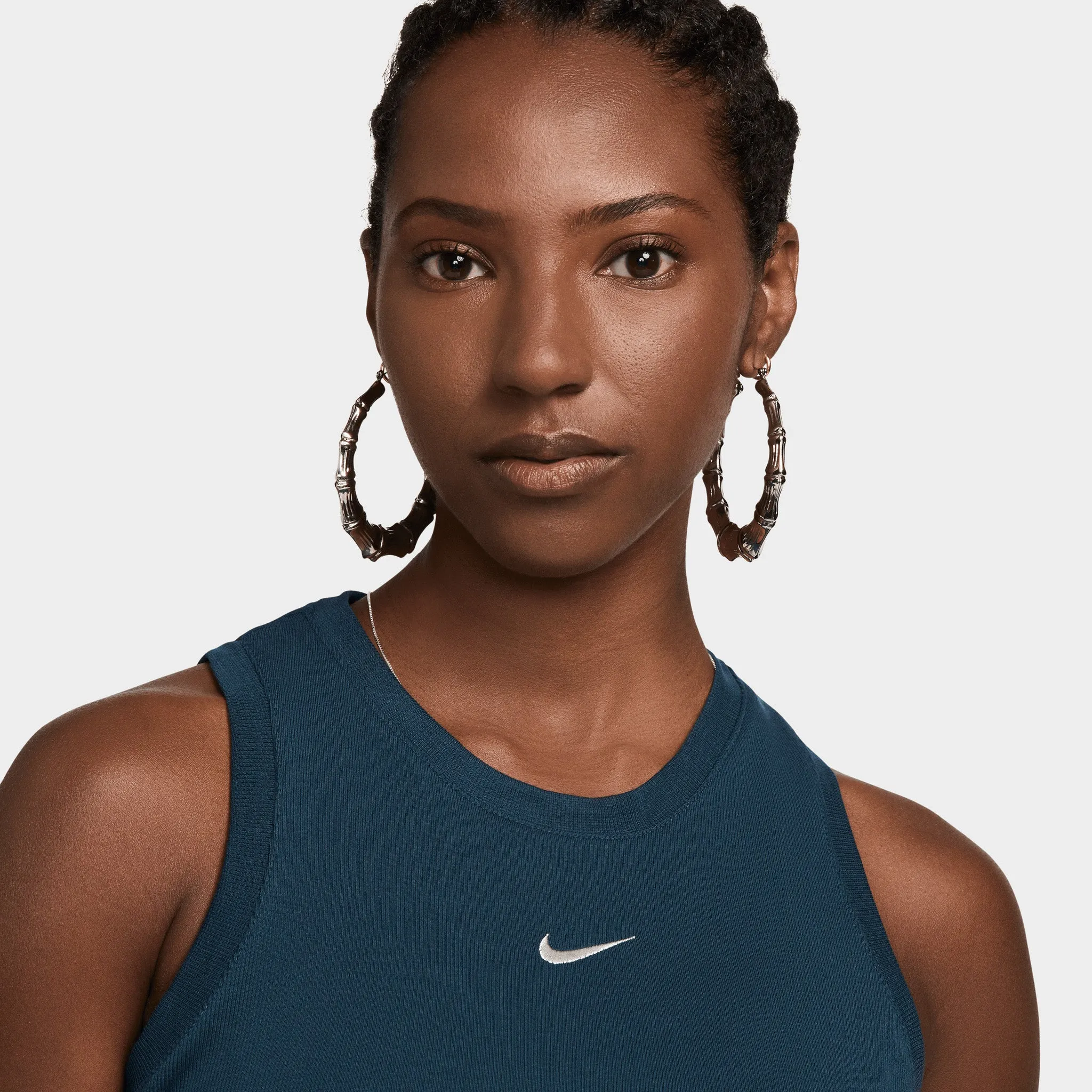 Nike Women's Tight Cropped Mini-Rib Tank Top Armory Navy / Sail