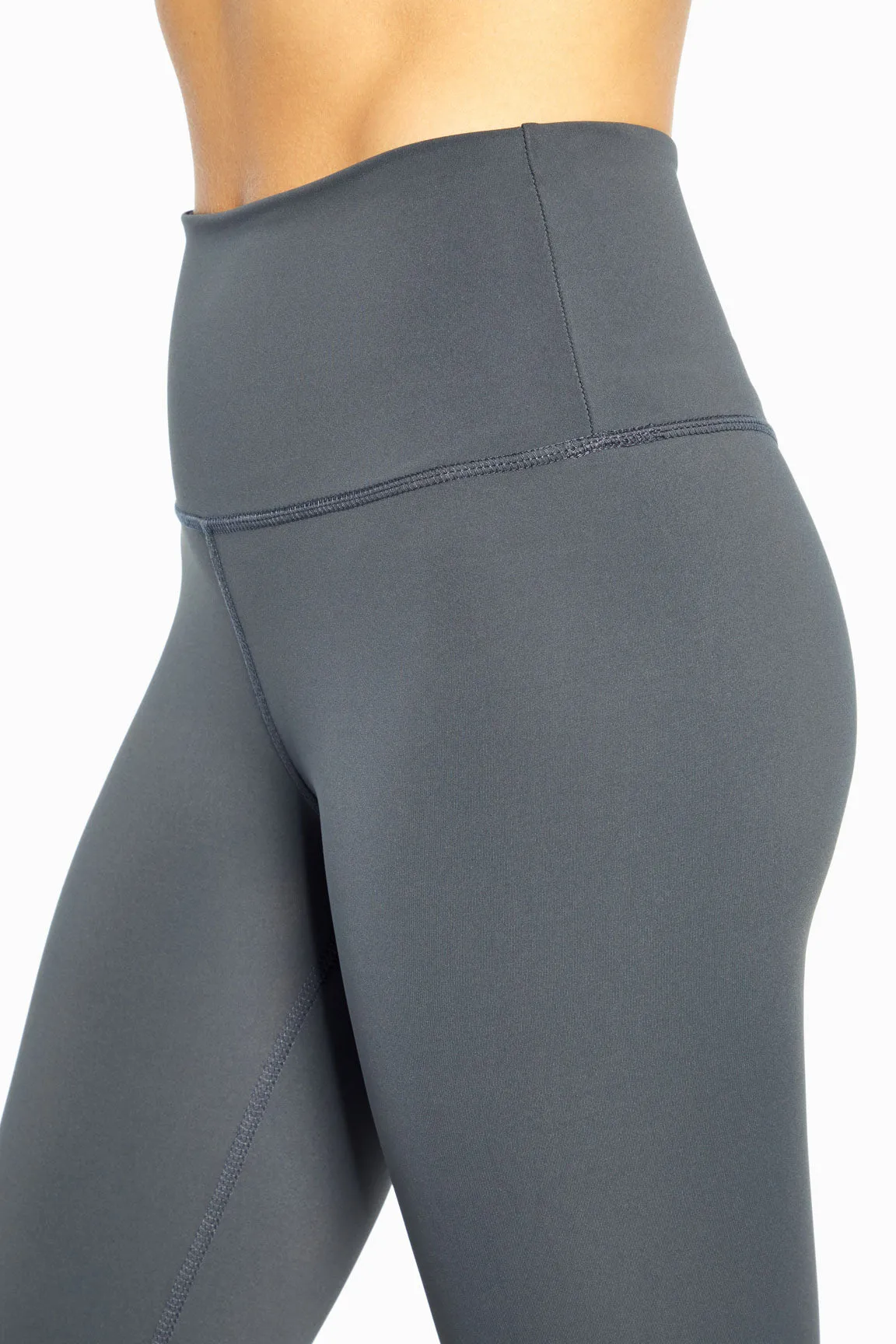 Odessa Ankle Legging